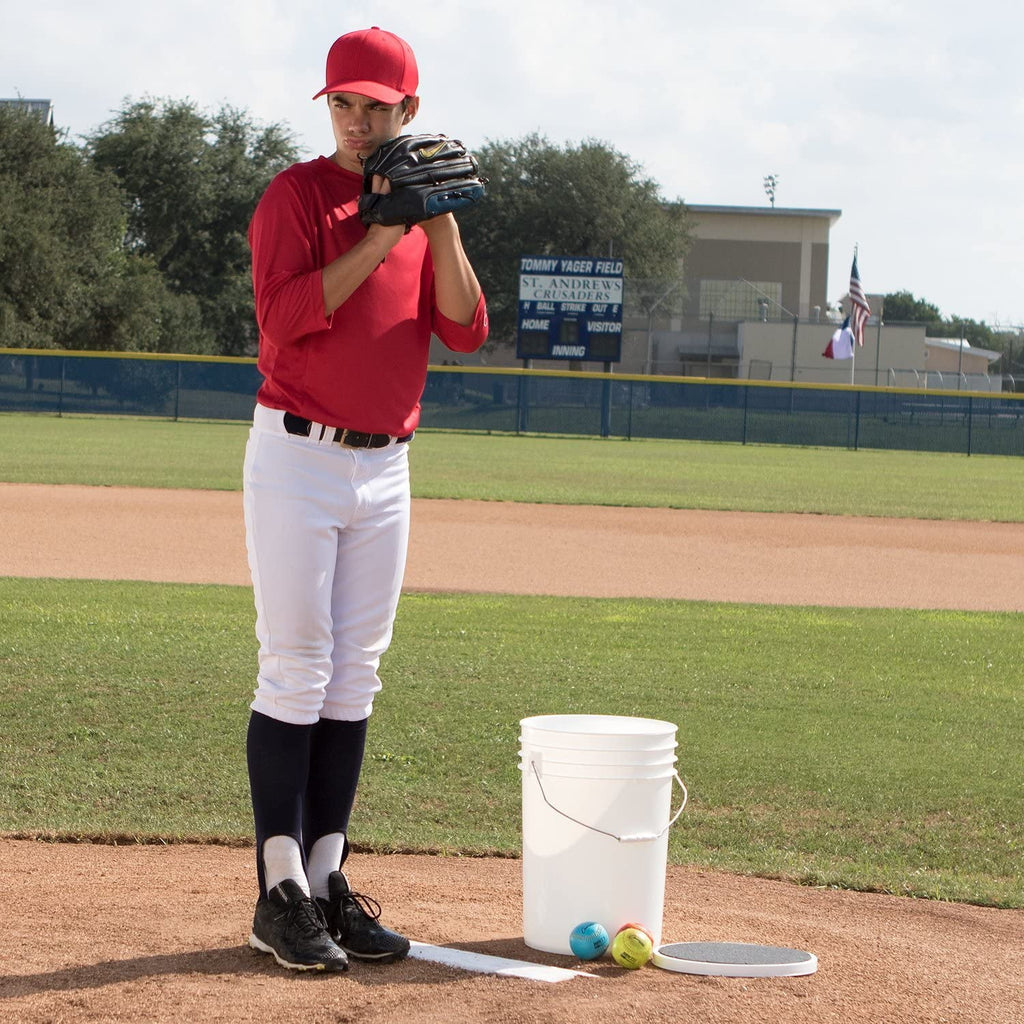Champion Sports 6 Gallon Bucket with Padded Soft Seat Lid - Durable Construction - Balls Not Included - Ideal for Baseball, Softball, T-Ball, Wiffle Ball, and Lacrosse