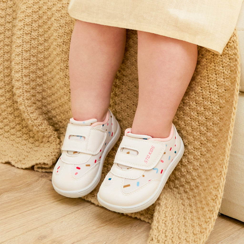 STQ KIDS Toddler Wide Toe Box Shoes Girls Barefoot Shoe Girl Sneakers Little Kids Walking Running Tennis Athletic Shoes Non-Slip Zero Drop Breathable School Sneaker Beige Toddler Size 8 US