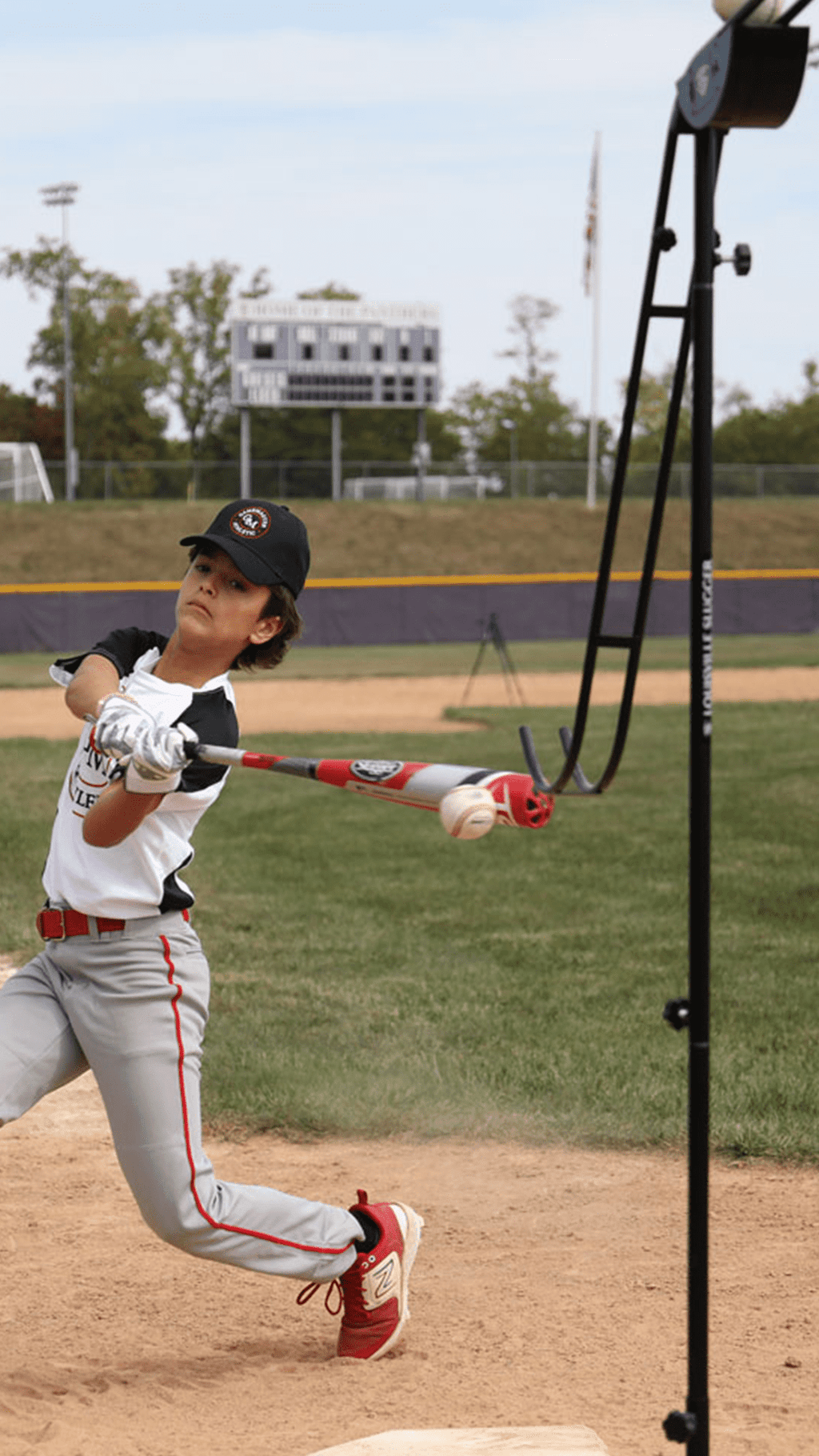 Louisville Slugger Soft Toss System – Portable Baseball & Softball Training Tool with Adjustable Toss Height, Ideal for Batting Practice